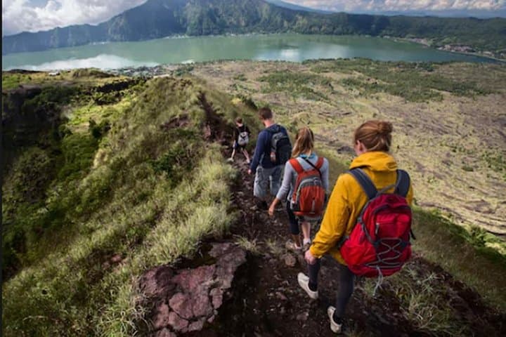 Mount Batur Sunrise Hike with Private Transfer — Bali Guided Trek photo 2