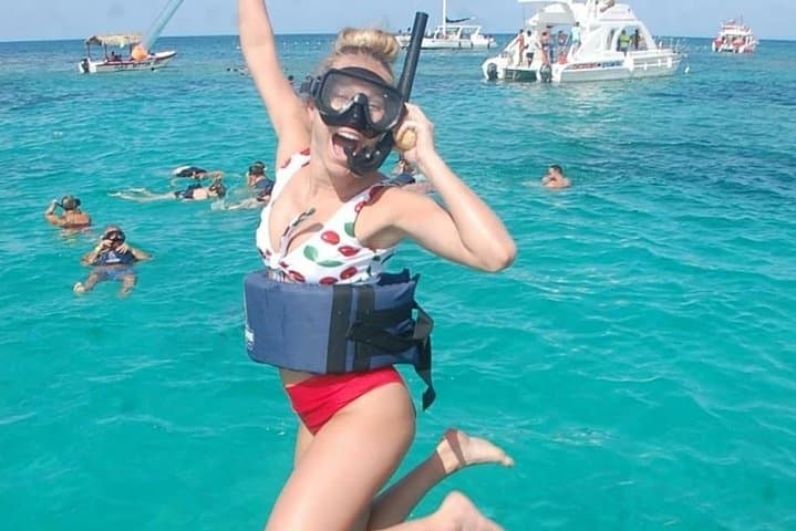 Punta Cana Platinum Catamaran Snorkel & Natural Pool Party photo 4
