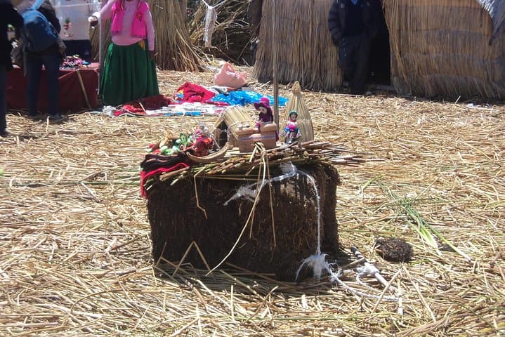 Day Trip to the Uros and Taquile Islands from Puno — Lake Titicaca Floating Islands & UNESCO Textiles photo 4