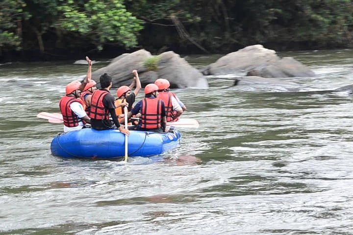 Kitulgala Whitewater Rafting Day Trip from Colombo with Lunch photo 3