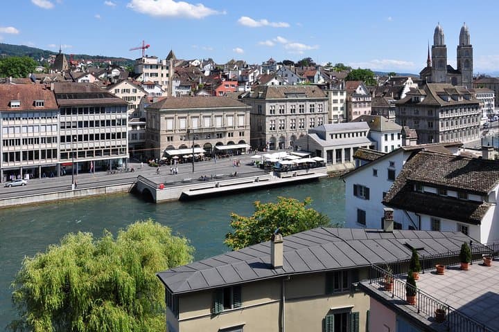 Zurich Small-Group Walking Tour: Panoramic Views & Old Town Highlights photo 6
