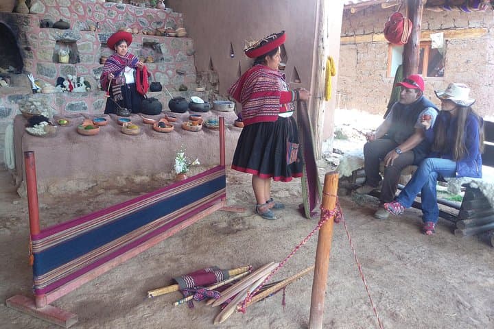 Super Sacred Valley Day Tour: Pisac, Maras Salt Mines, Moray & Ollantaytambo photo 2