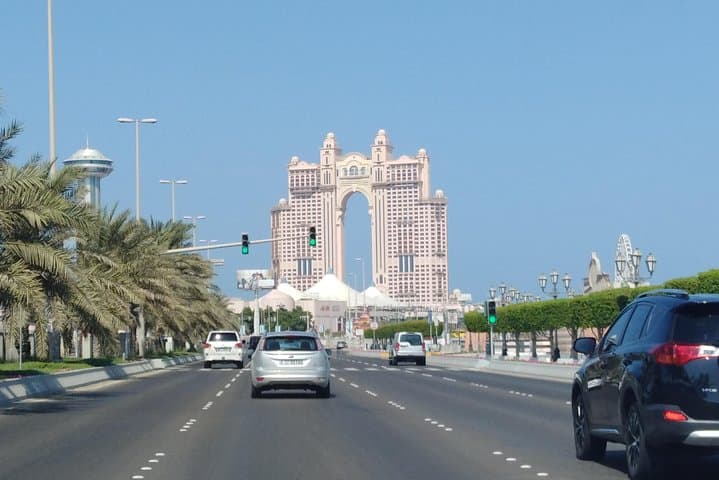 Abu Dhabi in a Day: Sheikh Zayed Mosque, Corniche & Yas Island photo 4