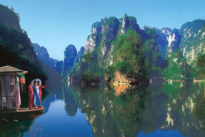 Zhangjiajie Grand Canyon Glass Bridge & Baofeng Lake — Private Full-Day Tour Guide photo 5