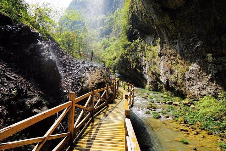 Zhangjiajie Grand Canyon Glass Bridge & Baofeng Lake — Private Full-Day Tour Guide photo 4