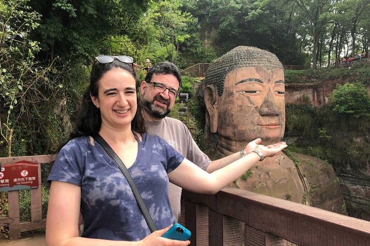 One-Day Chengdu: Giant Pandas and Leshan Giant Buddha Private Tour photo 5