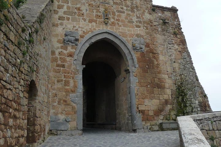 Orvieto, Civita di Bagnoregio & Pitigliano: Private Day Tour from Florence photo 3