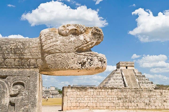Chichen Itzá & Cenote Ik Kil Day Trip from Riviera Maya — Premium Small-Group Tour photo 4
