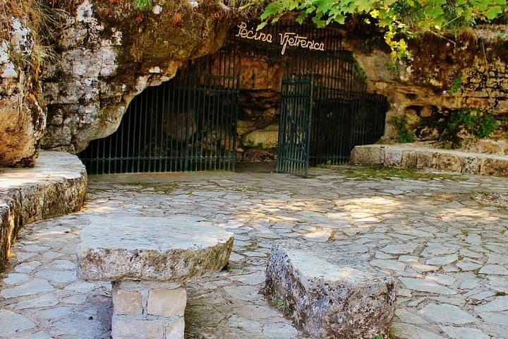 Vjetrenica Cave Expedition: Day Tour from Mostar to Radimlja & Zavala photo 2