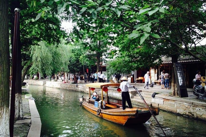 Zhujiajiao Water Town and Shanghai City: Private Day Tour from Shanghai photo 2