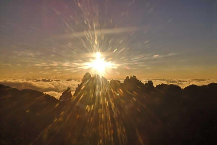 Huangshan Mountain Private Day Tour with Round-Trip Cable Car photo 6