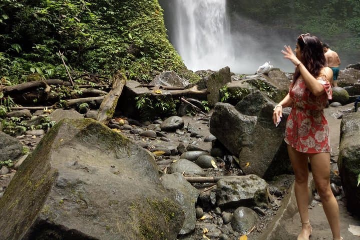 Hidden Nungnung Waterfall and Tanah Lot Sunset Private Tour — Bali Day Trip photo 2