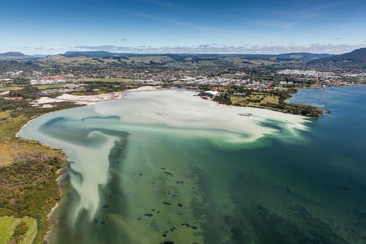 Mt Tarawera Helicopter Tour: Volcano Landing from Rotorua photo 5