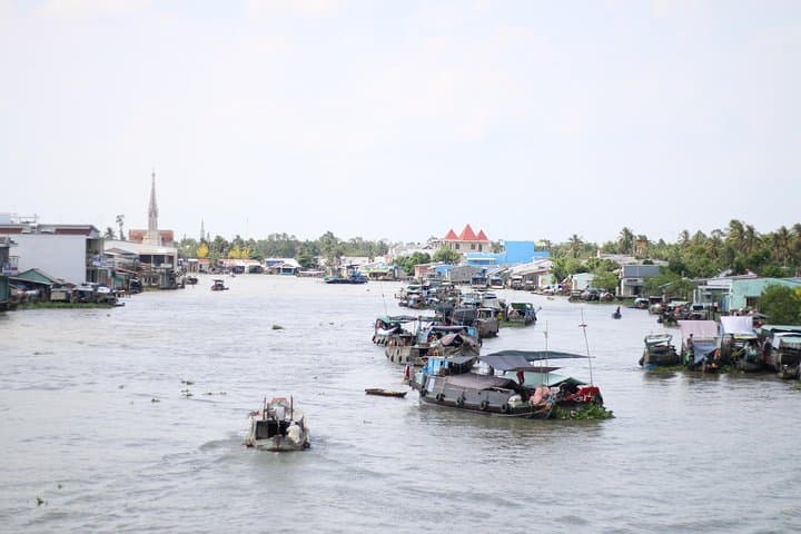 Mekong Delta Day Tour to Cai Be & Vinh Long: Boat, Kayak, Cooking & Cycling photo 2