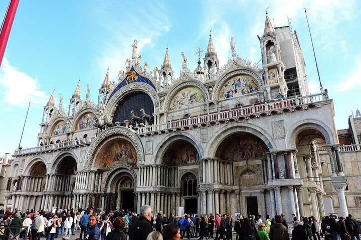 Six-Hour Venice Tour: Doge's Palace, St. Mark's & Murano photo 2