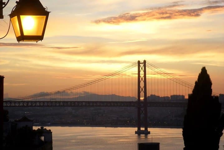 South of Lisbon Private Tour: Cacilhas, Almada & Costa da Caparica Views photo 5