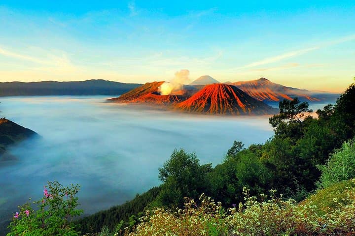 Midnight Bromo Sunrise Jeep Tour from Batu