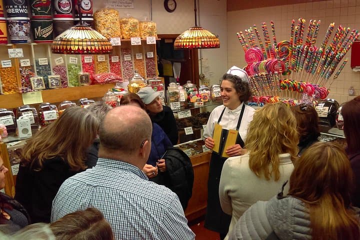 St Paul Skyway Food Tour: Historic Downtown Tastings & Craft Beer Walk photo 2