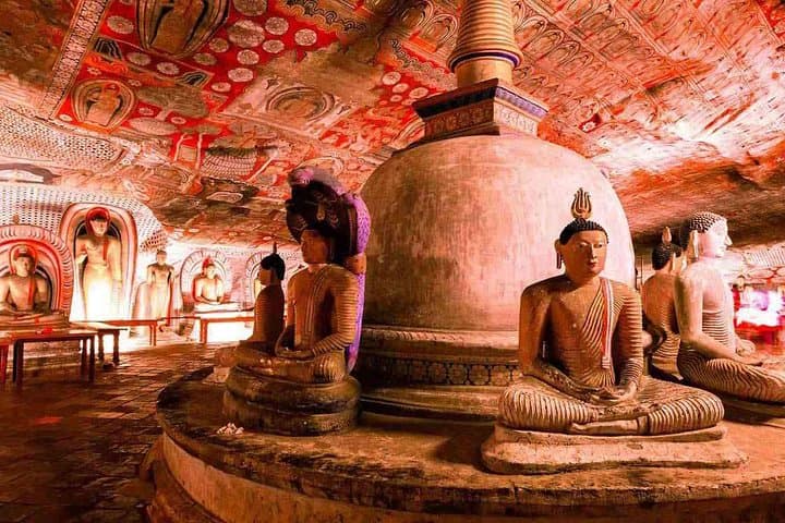 Sigiriya and Dambulla Full-Day Private Tour: Sigiriya Rock Fortress & Dambulla Cave Temples photo 4