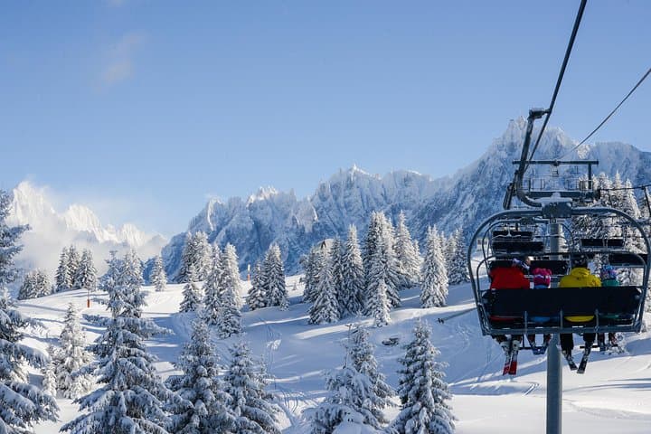 Chamonix Skiing Day Trip from Geneva: Ski the Mont Blanc Massif photo 6