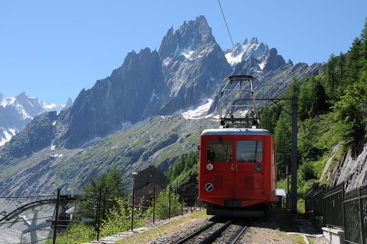 Chamonix Self-Guided Day Trip from Geneva: Aiguille du Midi & Mer de Glace photo 3