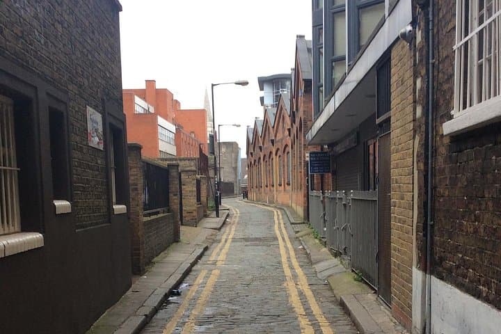 London Crimes and Punishment Walking Tour — Jack the Ripper, Clink & Smithfield History photo 3