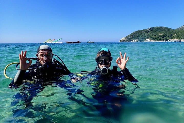 Arrábida Scuba Diving Day Trip from Lisbon — Sesimbra Boat Dives, Beach Lunch & Wine Tasting