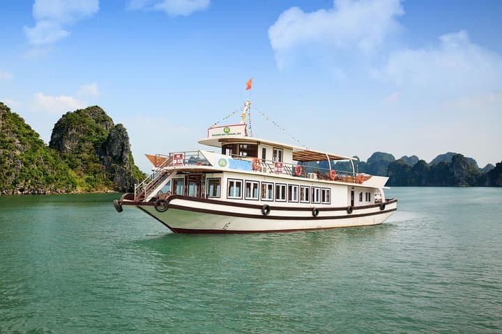 Halong Bay Full-Day Cruise: Caves, Islands & Kayaking from Hanoi