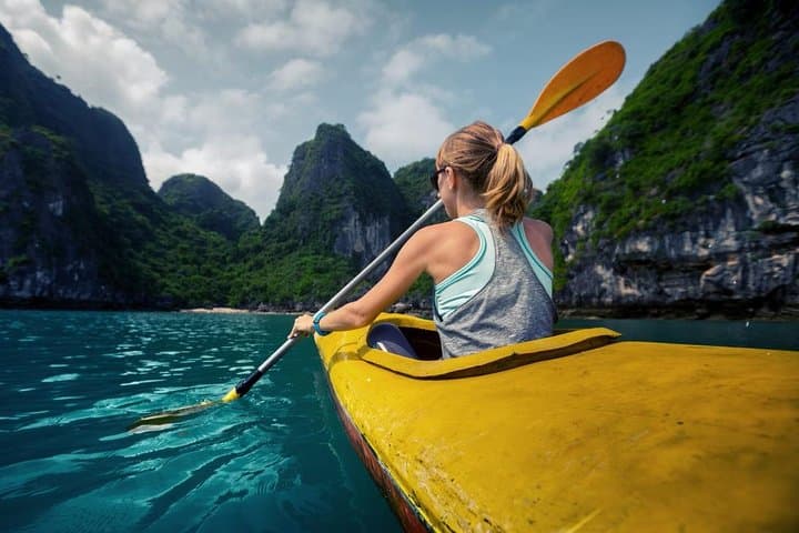 Hanoi to Halong Bay 4-Day Cruise: Overnight Lavender Cruise, Kayaking & Sung Sot Cave photo 4