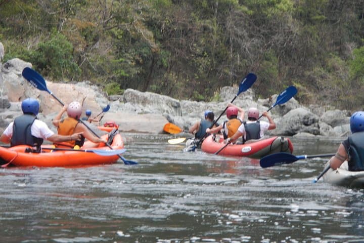 Full-Day Mamoni River Rafting from Panama City — Class III–IV Adventure photo 3