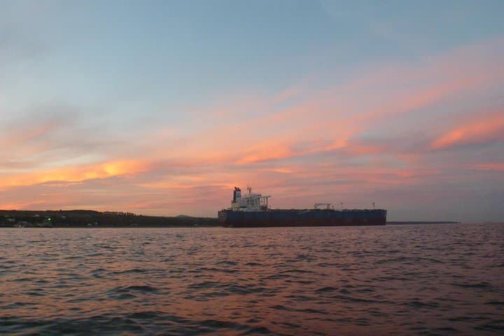 Sunset Sea Kayaking on the St. Lawrence River — Evening Paddle from Quebec City photo 4