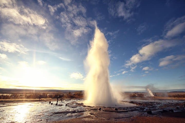 Golden Circle Day Tour from Reykjavik: Geysir, Gullfoss & Kerid Crater