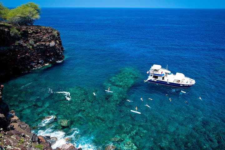 Exploring Hawaii’s Kona Coast: A Luxury Snorkel Tour through Pristine Reefs and Lava Formations photo 2