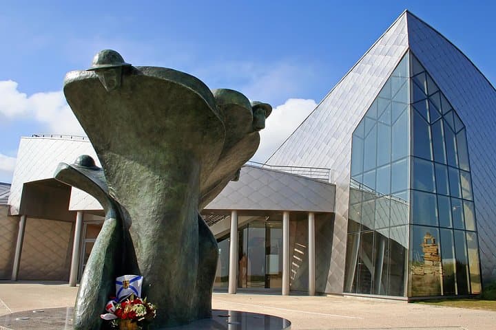 Canadian Battlefields Day Tour from Bayeux: Juno Beach & Normandy Sites