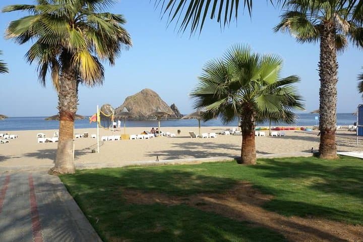Fujairah East Coast Escape: Full-Day Tour from Dubai to Forts, Beaches & Markets photo 6