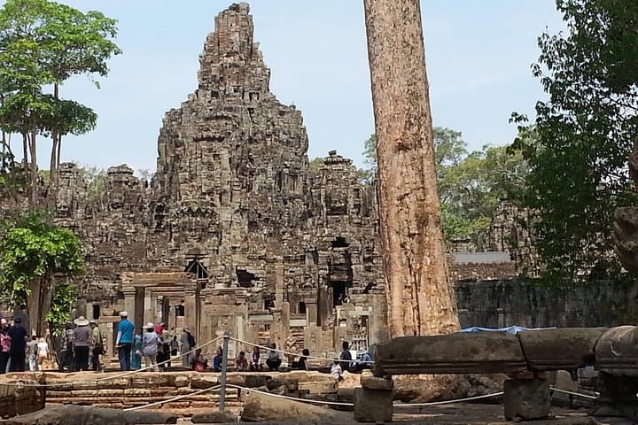 Private 2-Day Angkor Temples & Tonle Sap Floating Village Tour from Siem Reap photo 2
