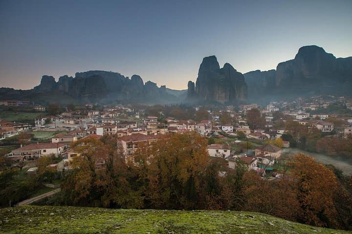 Meteora Photography Tour from Athens — Capture Monasteries & Sunset Over the Rocks photo 5
