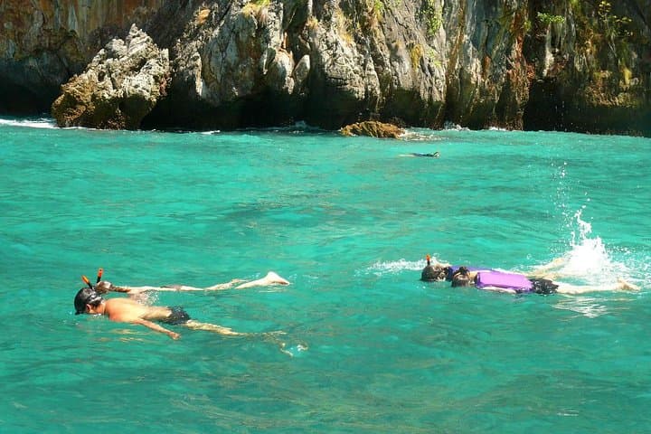 Earlybird Phi Phi Speedboat: Sunrise Tour from Phuket photo 2