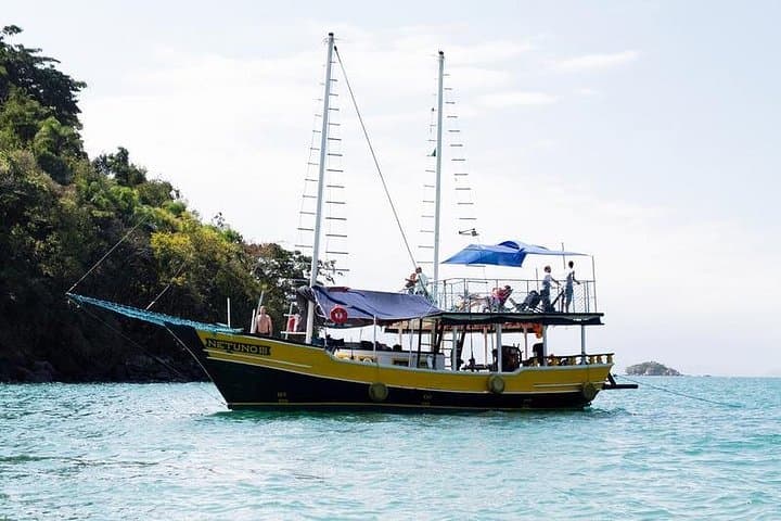 Schooner Cruise to Paraty Islands: Day Sail Through Costa Verde photo 3