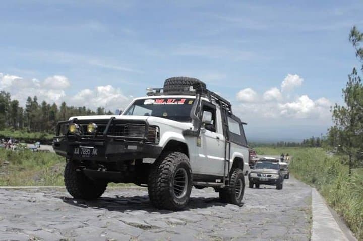 Sunset Jeep Lava Tour to Mount Merapi from Borobudur