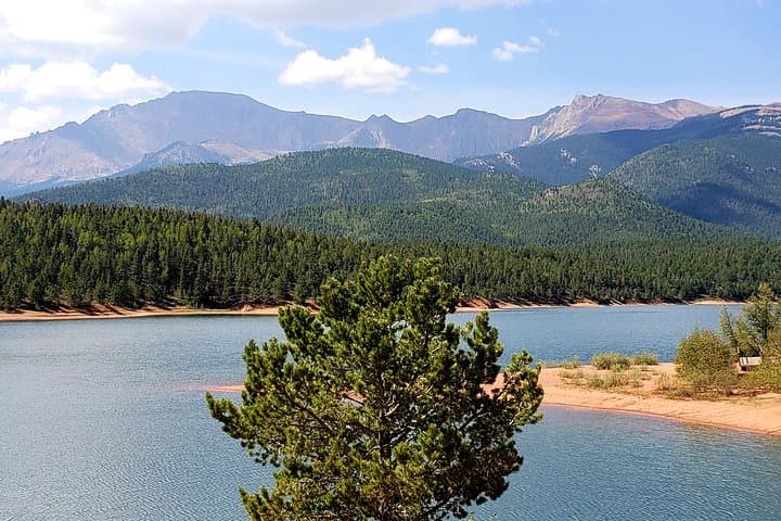 Pikes Peak Regional Wonders — Full-Day Summit, Manitou Springs & Garden of the Gods Tour from Denver photo 3
