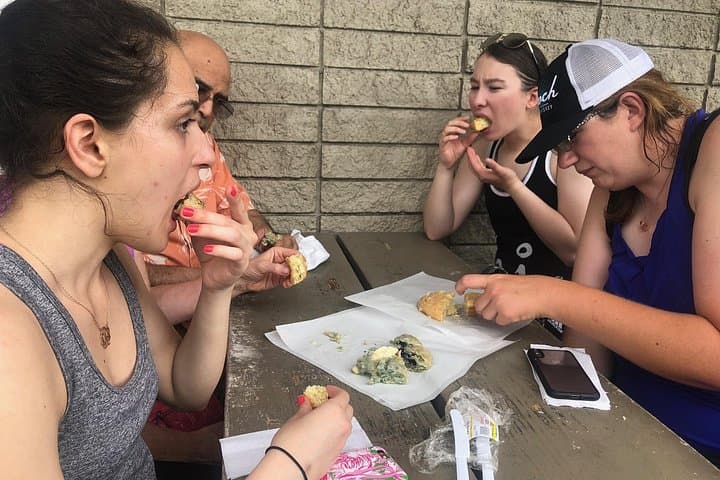 Waikiki Bike Food Tour: Diamond Head Eats and Local Bites photo 6