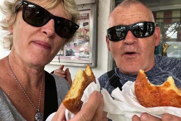 Waikiki Bike Food Tour: Diamond Head Eats and Local Bites photo 4