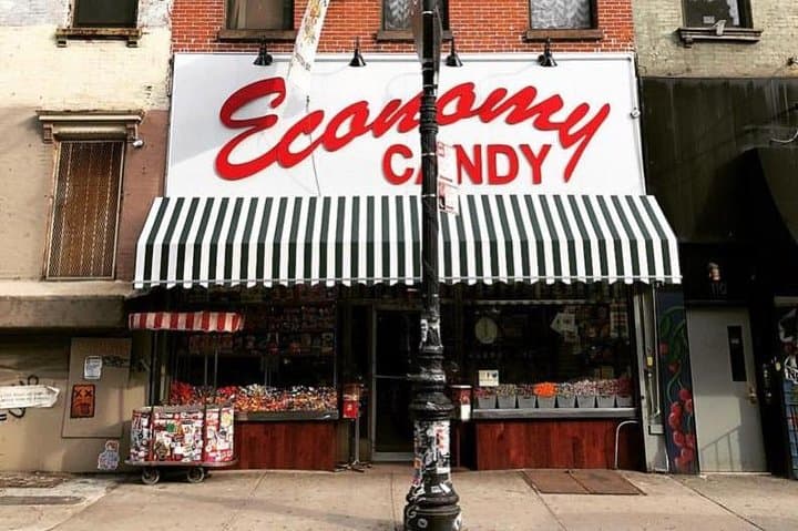 Lower East Side Food & History Walking Tour — NYC Immigrant Eats photo 4