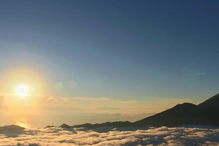 Sunrise Summit on Mount Batur: Guided Trek & Volcanic Breakfast photo 3