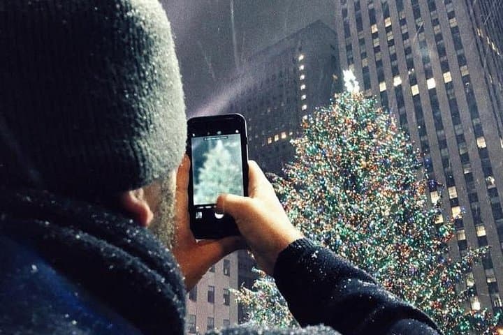 New York Christmas Holiday Walking Tour: Rockefeller Center, 5th Avenue & Macy's photo 3