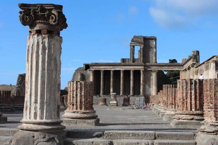 Day Trip to Pompeii and Naples from Rome — Semi-Private Pompeii Tour & Naples Highlights photo 4