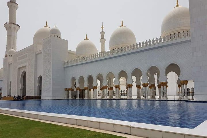 Abu Dhabi Full-Day City Tour: Sheikh Zayed Mosque, Corniche & Ferrari World Stop photo 5