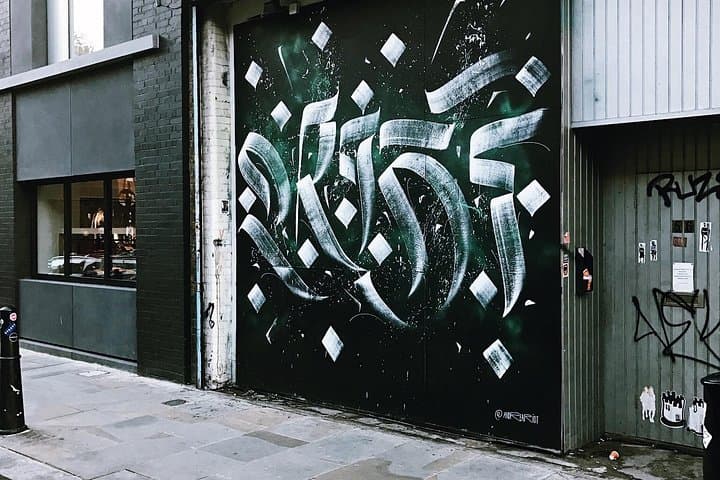 East London Street Art: Private Guided Walking Tour of Shoreditch & Brick Lane photo 3