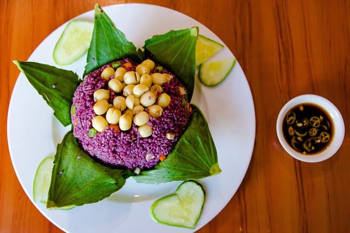 Ho Chi Minh City Vegan Scooter Night Tour: Private Street-Food Experience photo 3